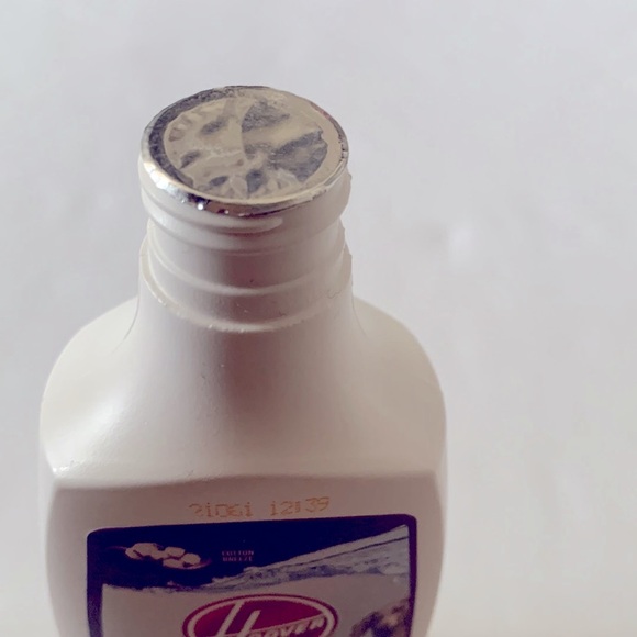 Hoover Paws & Claws Carpet Pre-Mixed Carpet Formula -6 Fl OZ - Picture 2 of 6